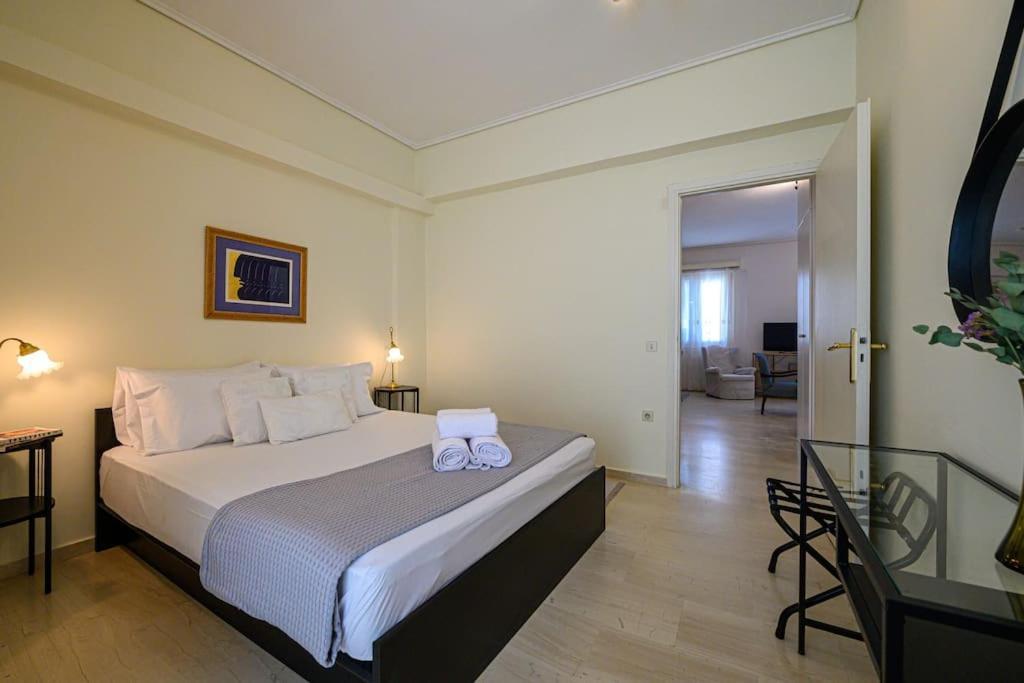 Anna'S Apartment Kalamata Ngoại thất bức ảnh
