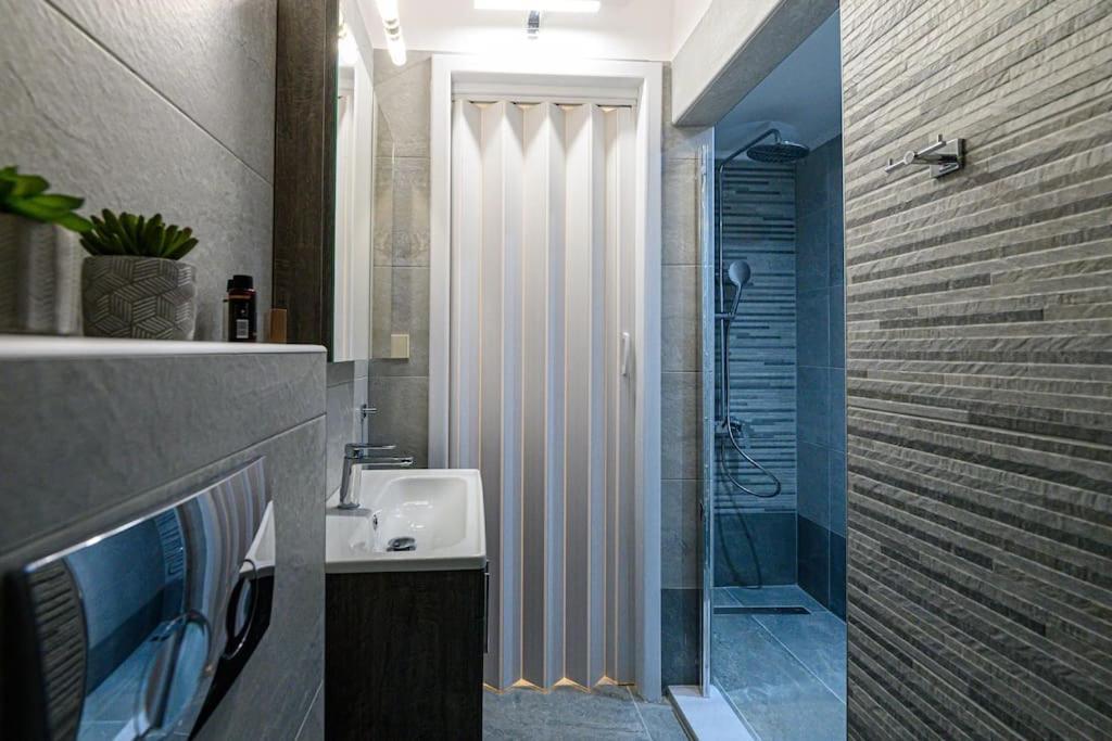 Anna'S Apartment Kalamata Ngoại thất bức ảnh